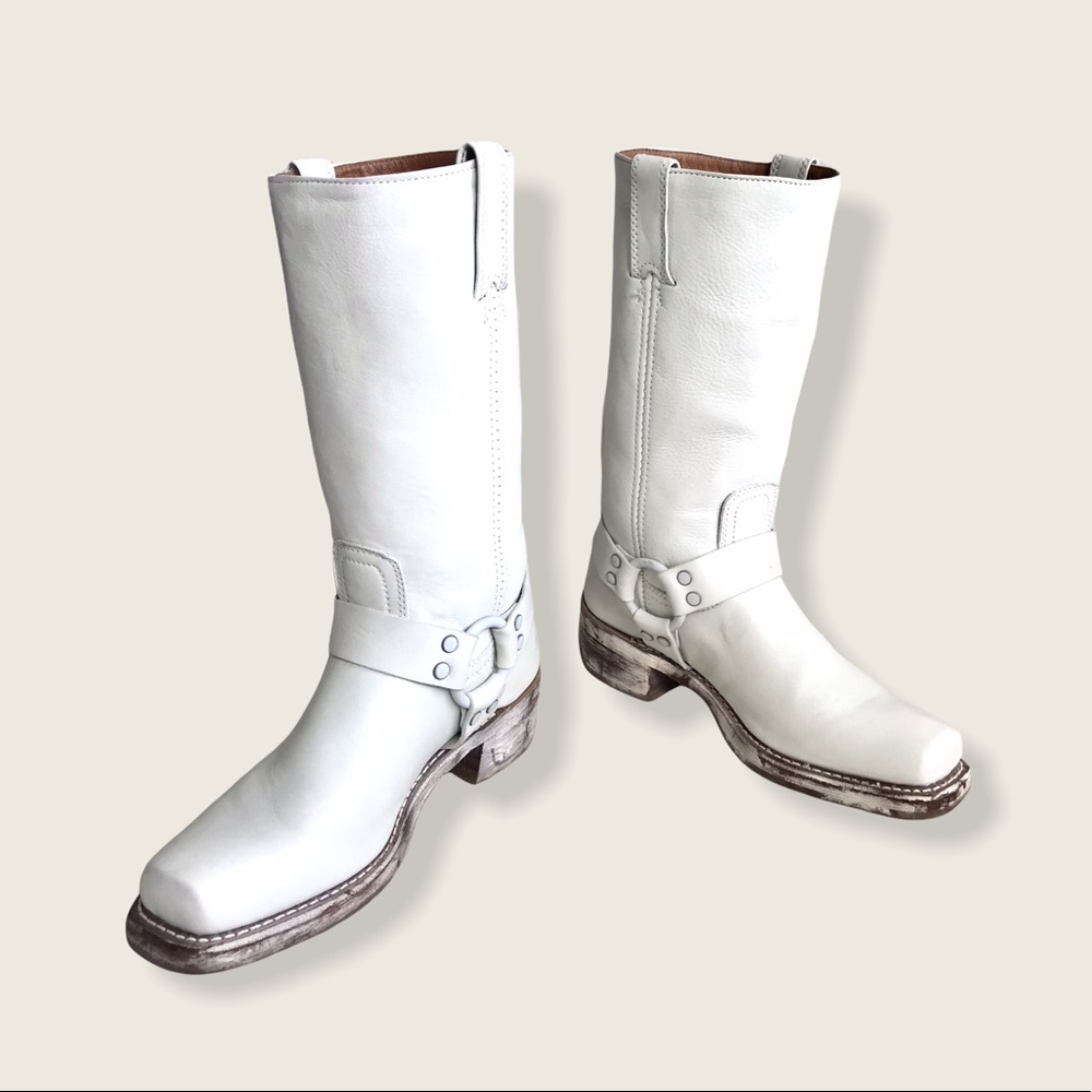 Frye Harness 12R White Distressed Biker Calf Boots - Picture 14 of 16